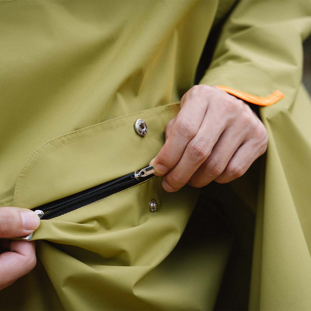 Riflettente regolabile impermeabile con cane tascabile Accordatura abbinata a pioggia asciutto