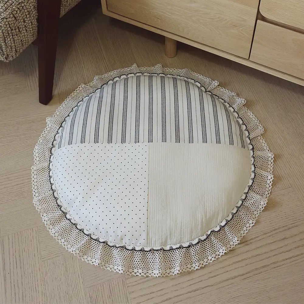 Country Chic Plaid Non-Slip Round Pet Mat - Large Space