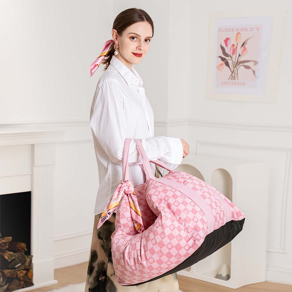 Funnyfuzzy x klarna mascota y bufanda humana