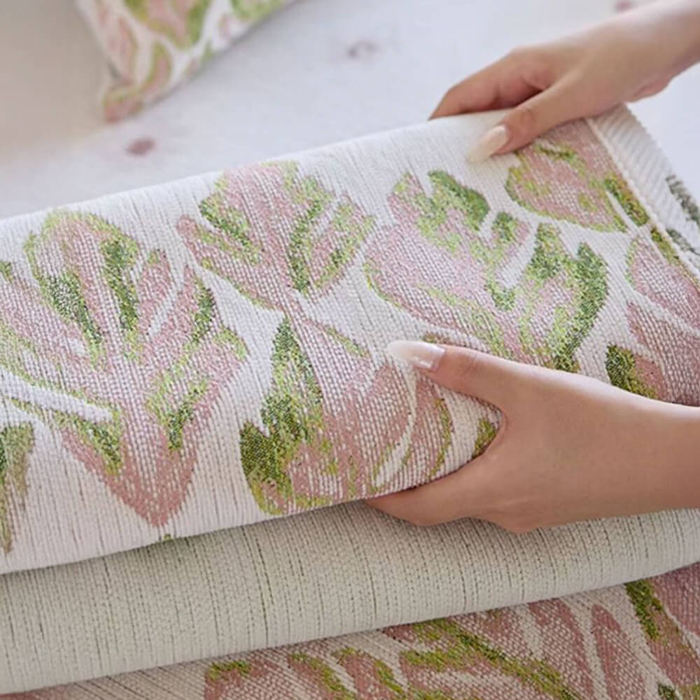 Chenille diseño botánico romántico