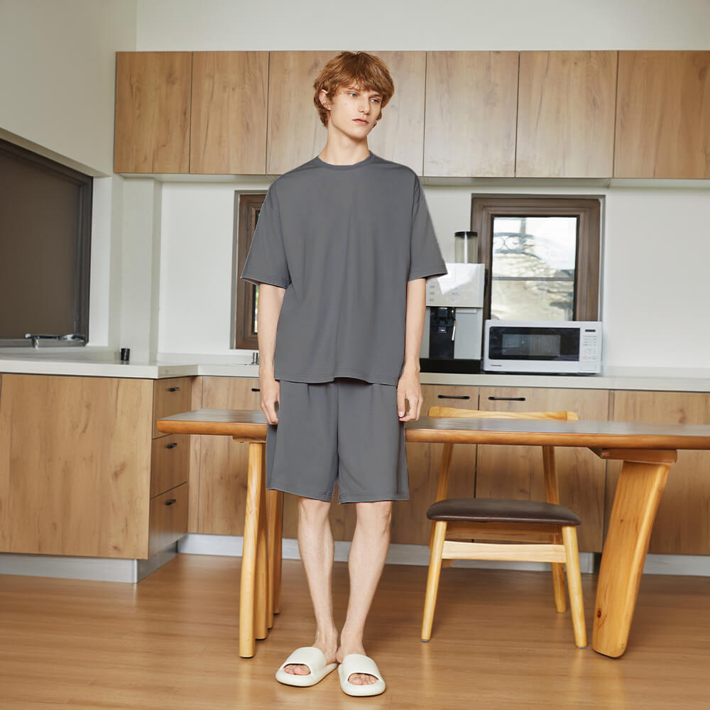 Coppia a manica corta a colori a colore puro ecologico resistente agli animali domestici.