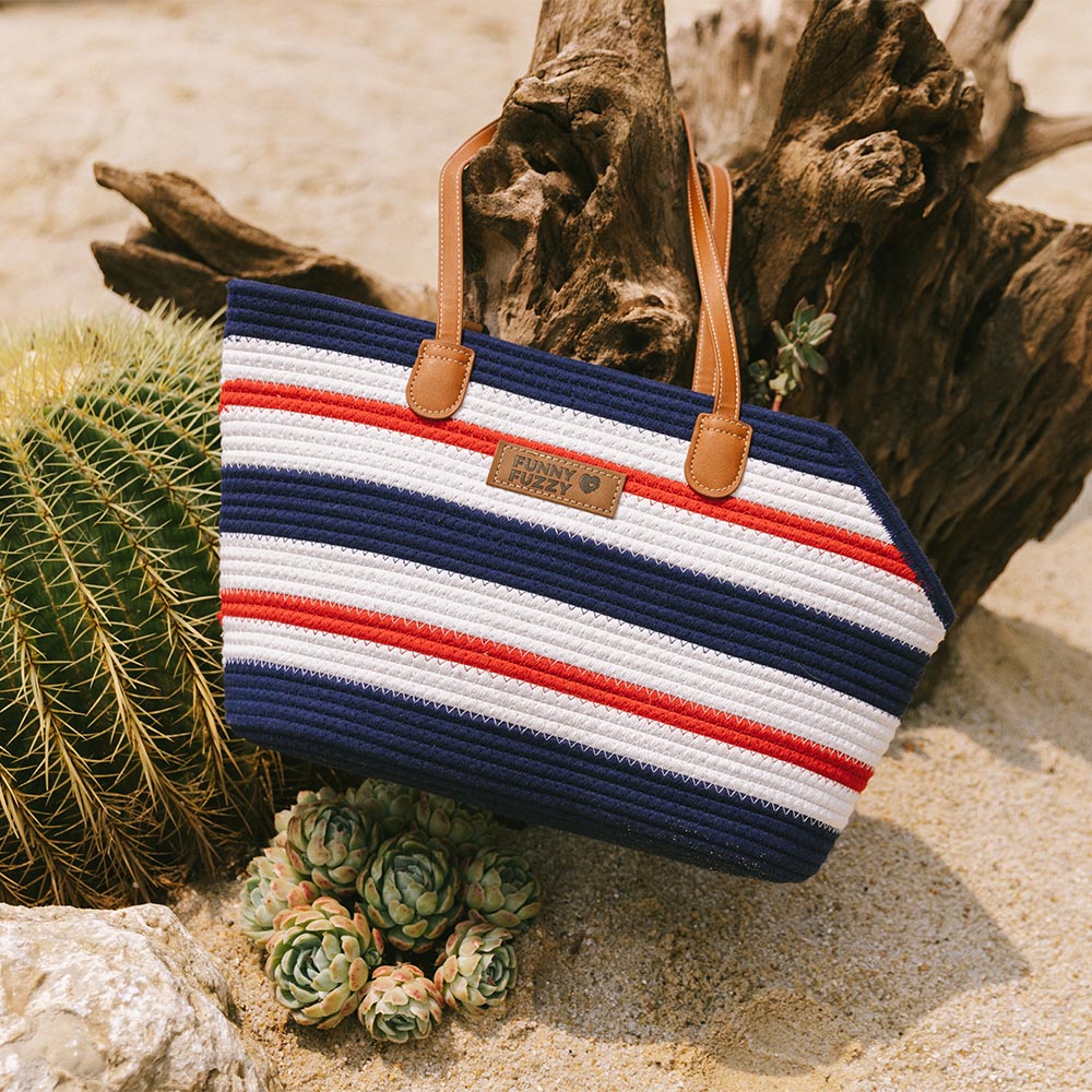 Masso per animali domestici con le vacanze estive con le vacanze estate fatte in cotone leggero