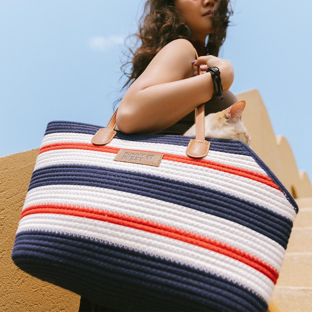 Masso per animali domestici con le vacanze estive con le vacanze estate fatte in cotone leggero