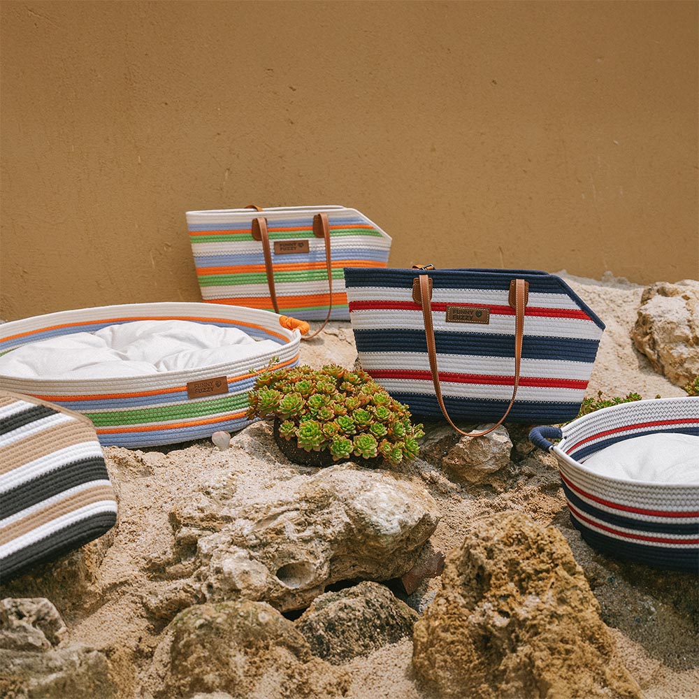 Masso per animali domestici con le vacanze estive con le vacanze estate fatte in cotone leggero