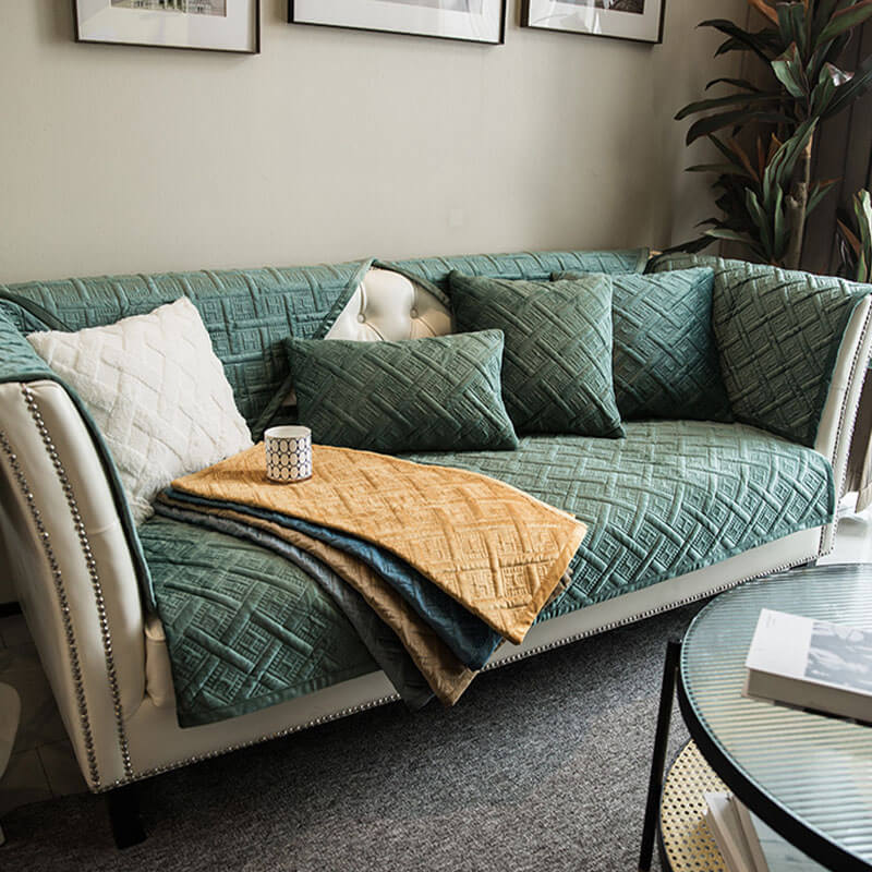 Coperchio di divano a graffio in velluto scuro