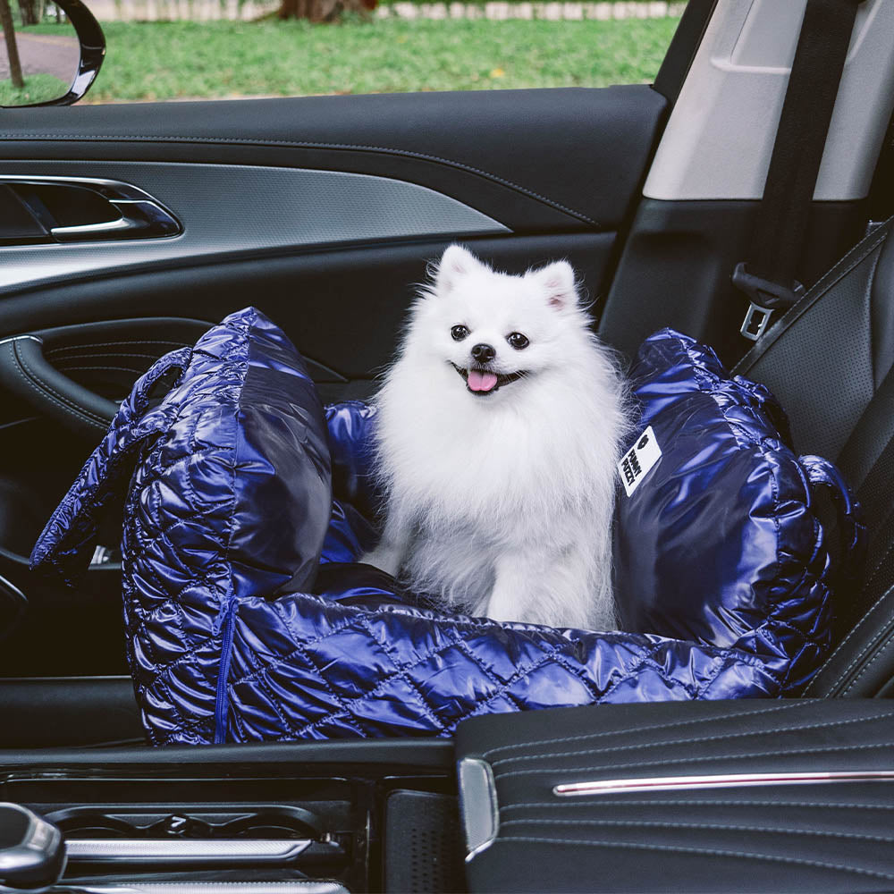 Lit rehausseur de siège d'auto matelassé pour chien Cloud Luxury