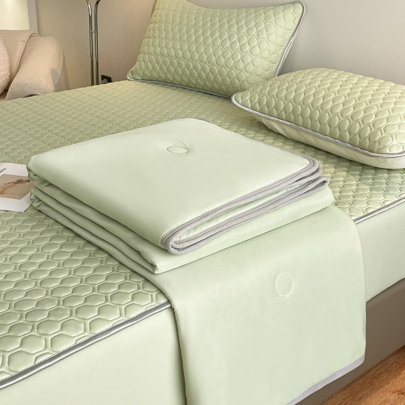 Solid Color Cooling Breathable Quilted Latex Bed Sheet Set with Mattress Protector