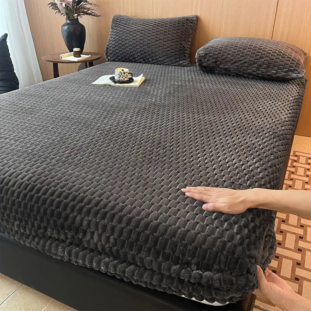 Housse de matelas drap-housse en velours de lait chaud gaufré de style baroque