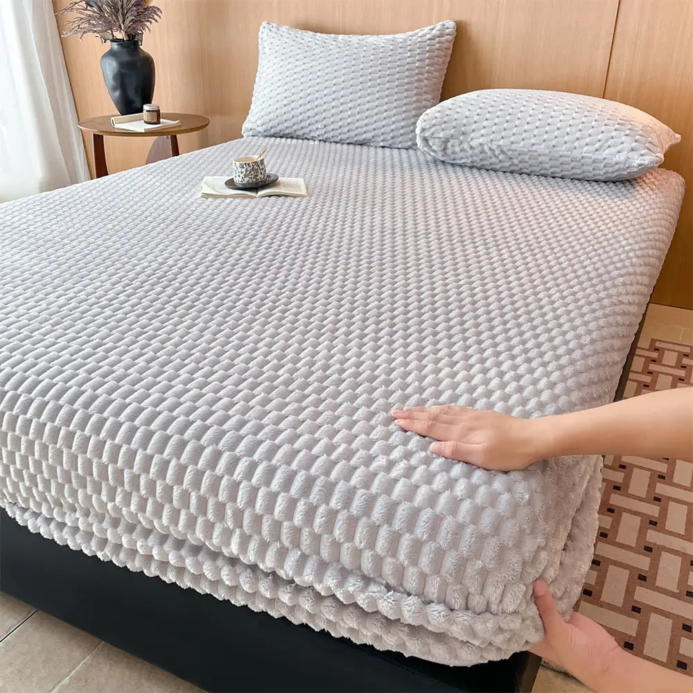 Housse de matelas drap-housse en velours de lait chaud gaufré de style baroque