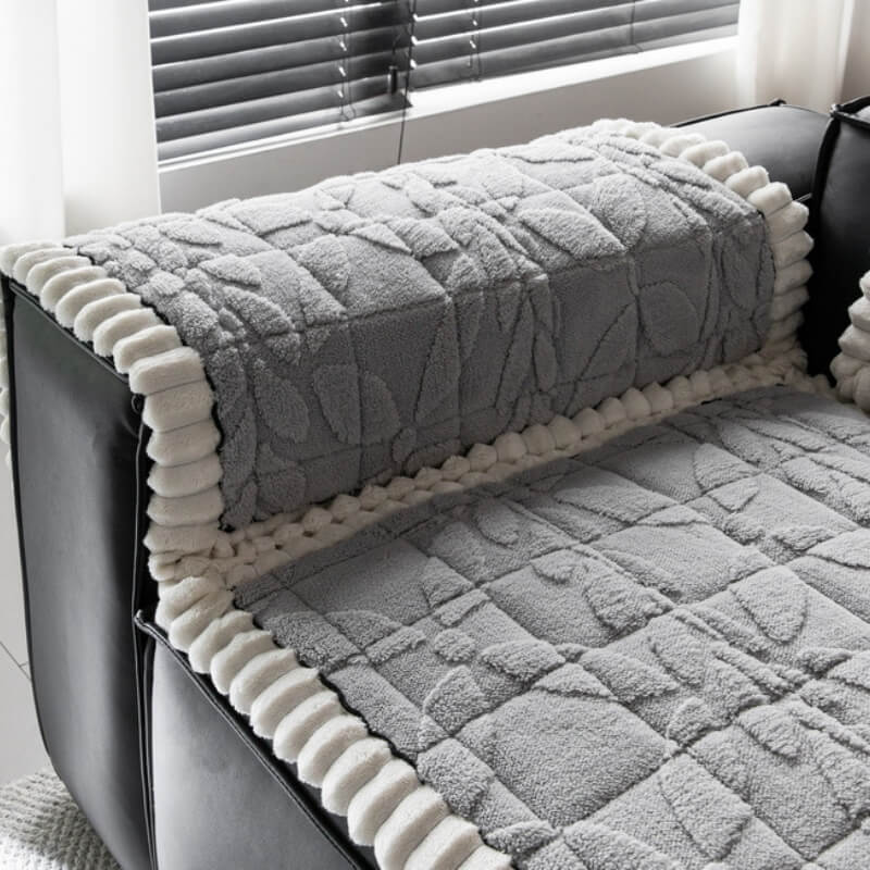 Thickened Short Plush Leaf Pattern Scratch Resistant Non-Slip Couch Cover